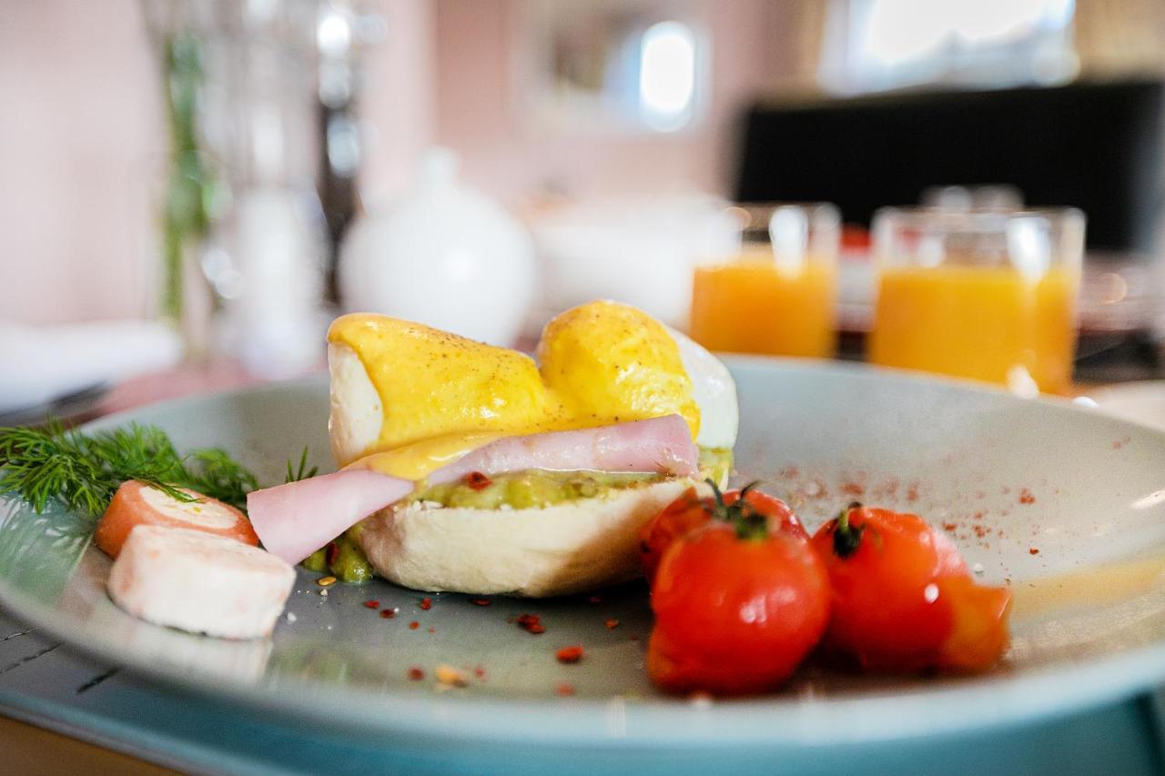 Caravogue House Hotel ทริม ภายนอก รูปภาพ